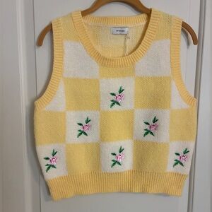 Yellow and White Checkered Knit Vest with Floral Embroidery